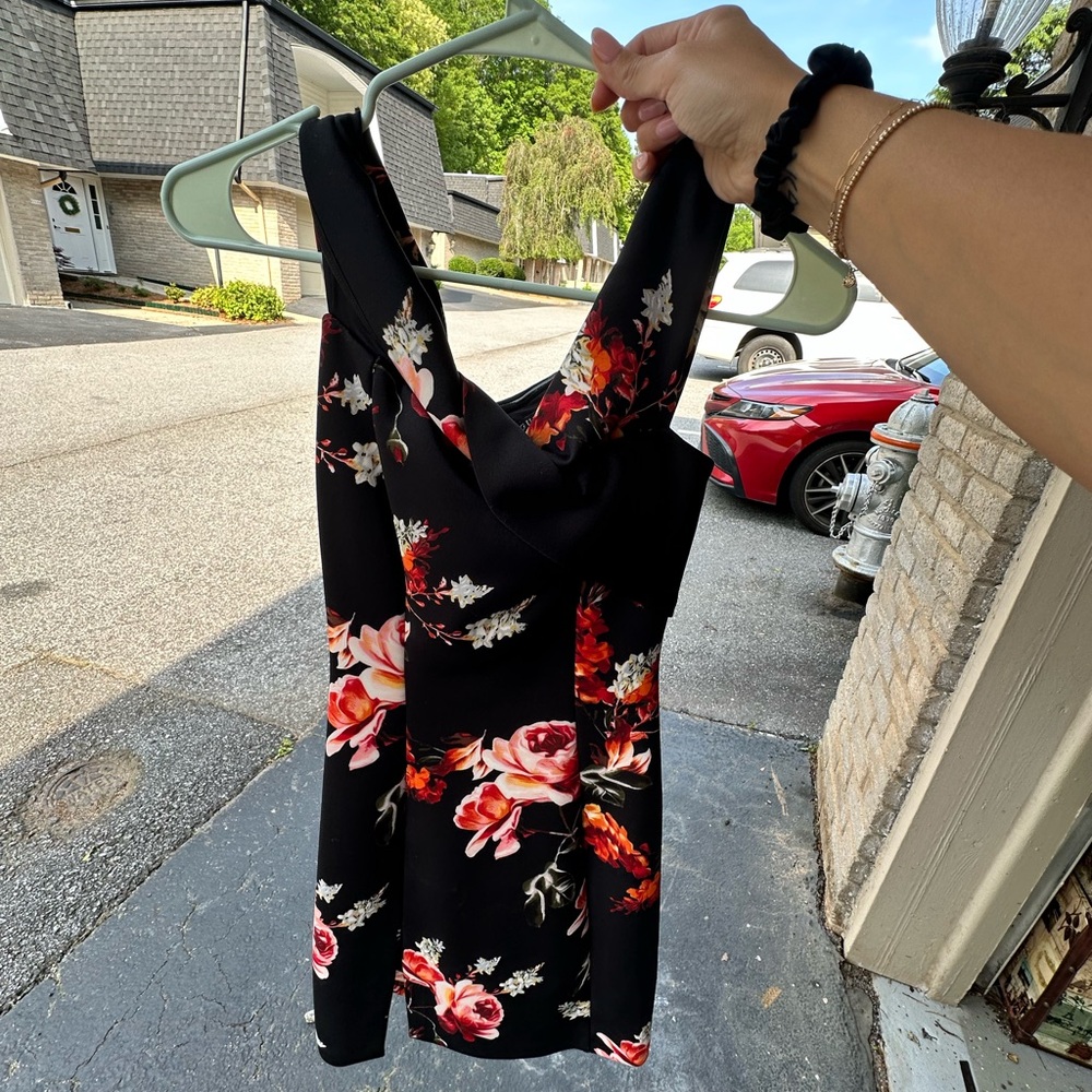 Floral fitted Twist Top Guess Dress